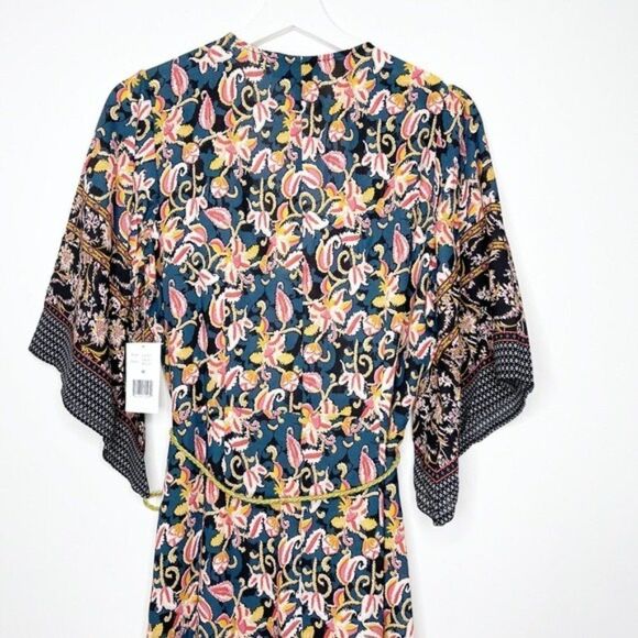 ALEXIA ADMORA Short Kimono Wrap Dress  - Picture 8 of 11